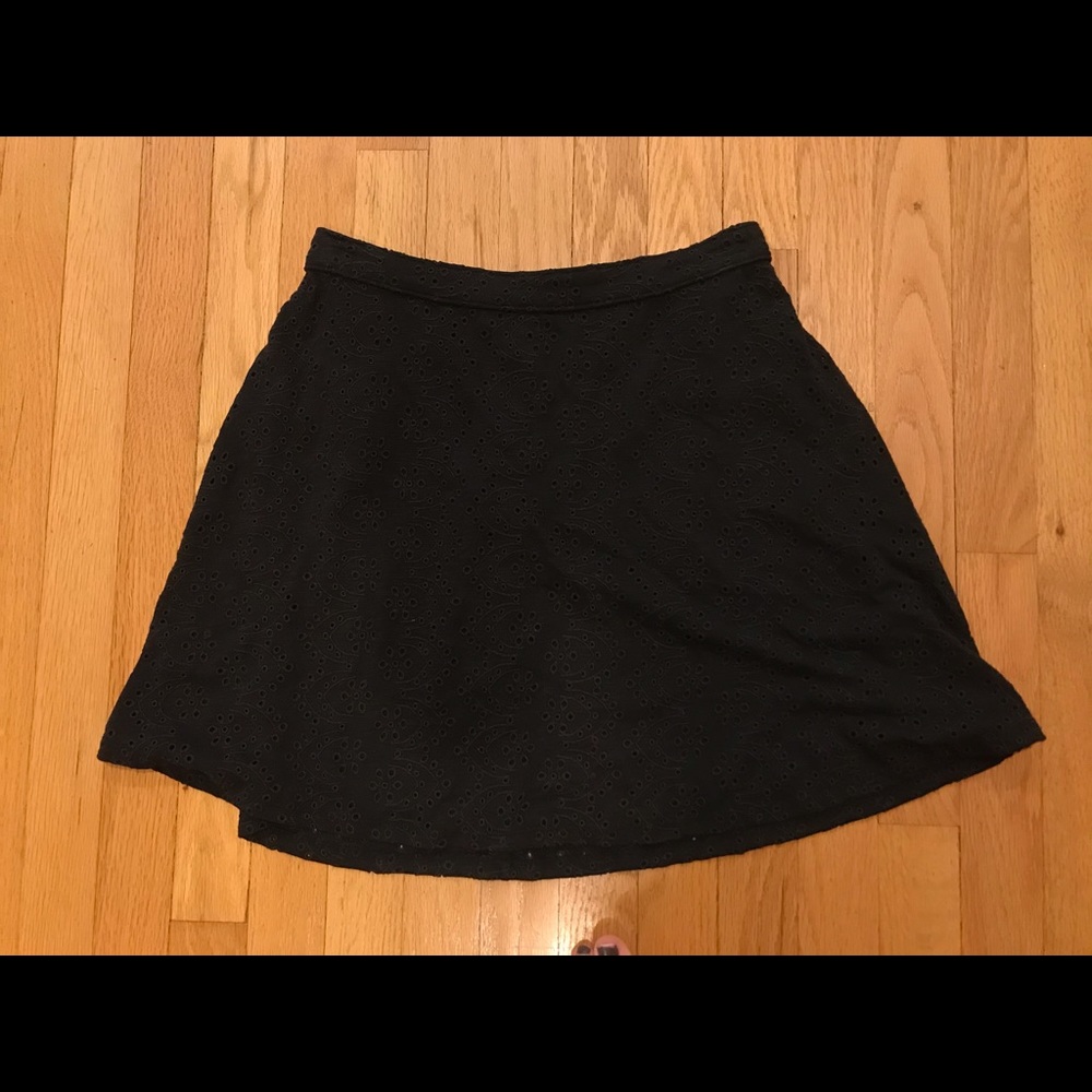 Hollister eyelet skirt - Picture 2 of 4